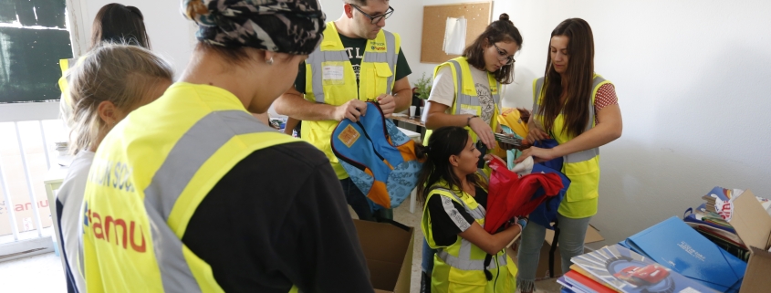 preparativos caravana solidaria escolar SAMU Marruecos