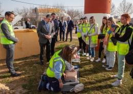 Visita de Antonio Sanz a Escuela SAMU