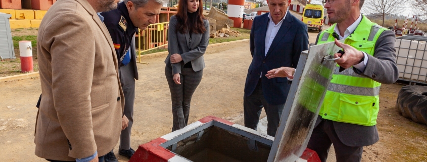 Visita del equipo de Gobierno del Ayuntamiento de Tomares a Escuela SAMU