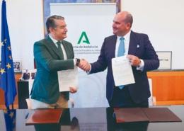 Firma entre SAMU y la Junta de Andalucía