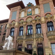 Fachada principal del rectorado de la Universidad de Córdoba